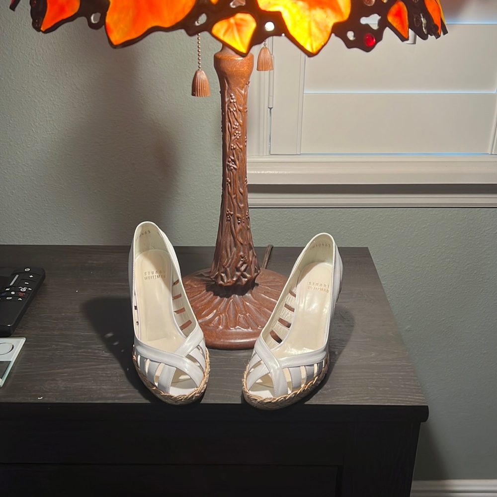 Woman’s shoes